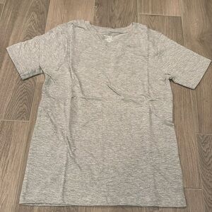 French Toast Boys V-Neck Gray T-Shirt Size L 10/12